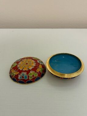 Tiny  Floral Round Trinket Box - Red, Blue, Gold